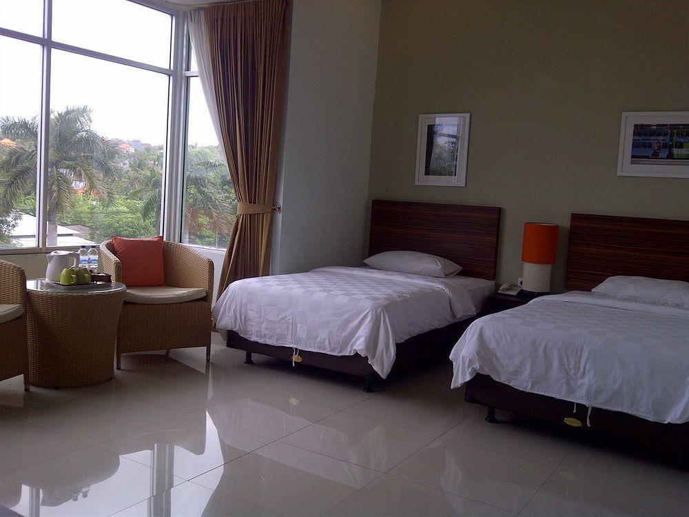 Studio One Thamrin Hotel Jakarta Exterior photo