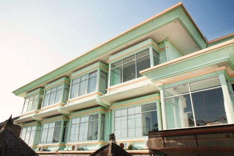 Studio One Thamrin Hotel Jakarta Exterior photo
